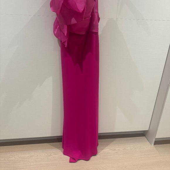 Evening gown - Picture 1 of 5